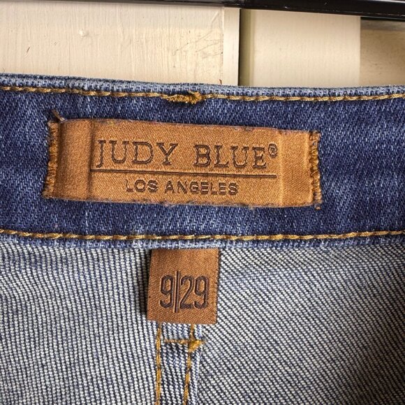 Judy Blue Size 29 Distressed High-Waisted Medium Wash Denim Jeans Stretchy comfy - Picture 8 of 9